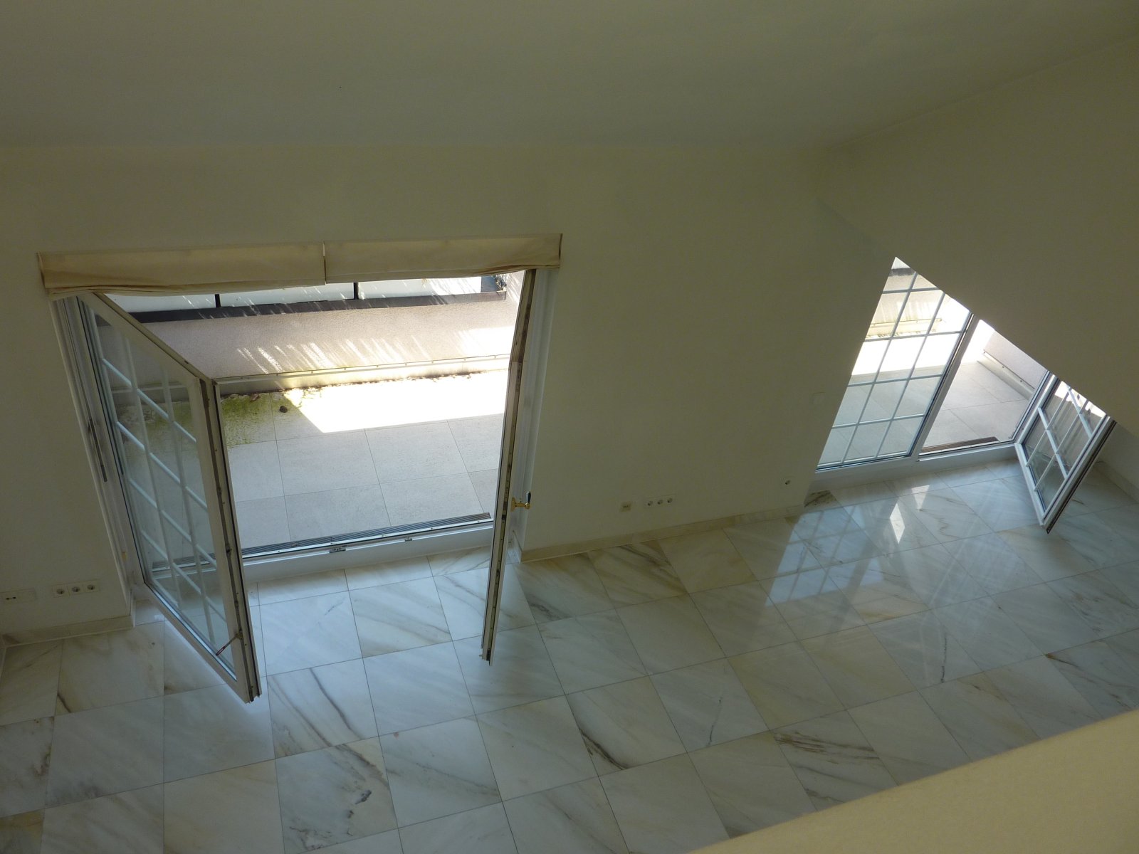 Lichtdurchflutetes Dachgeschoss mit Weitblick!