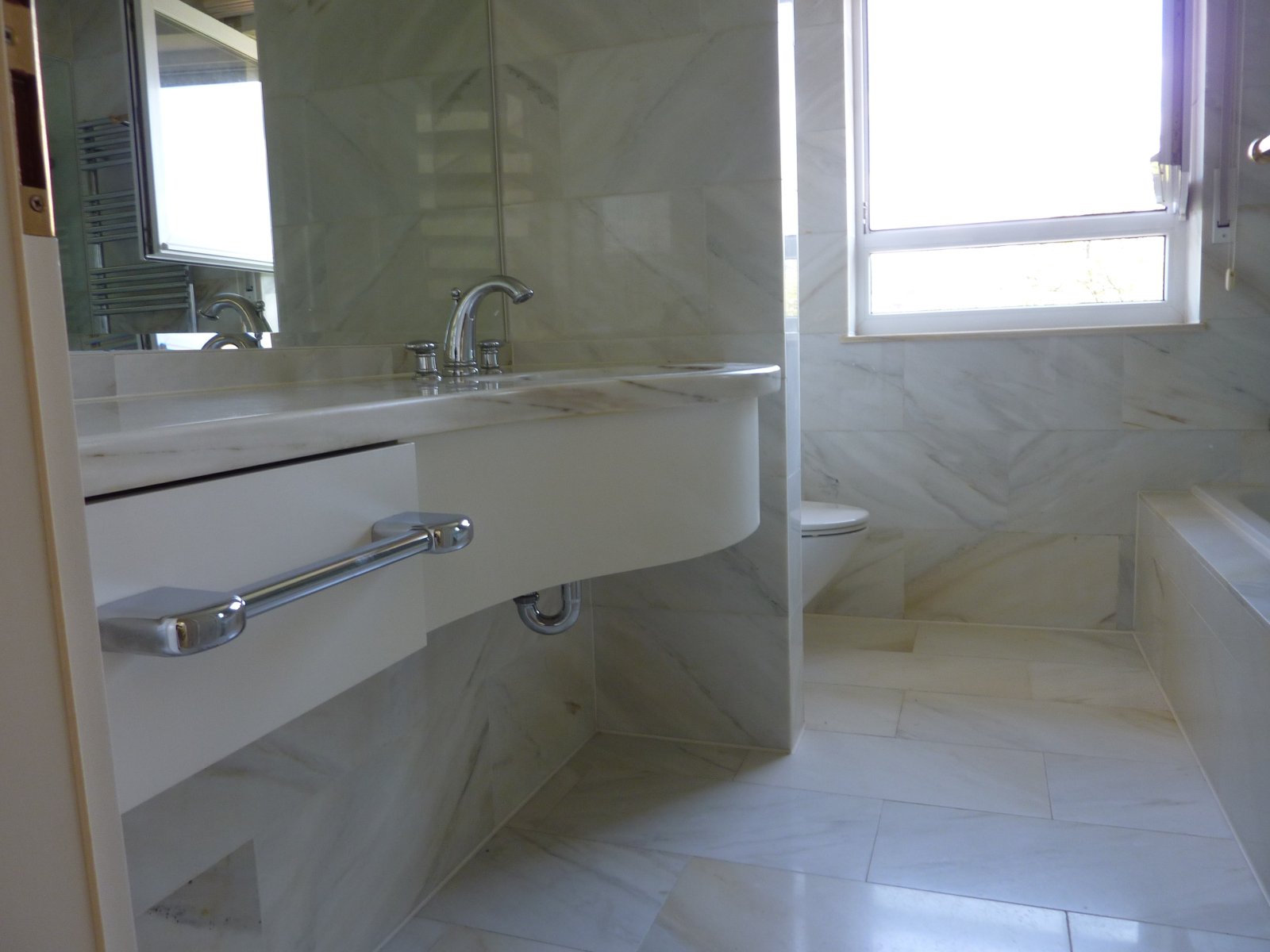 Lichtdurchflutetes Dachgeschoss mit Weitblick!