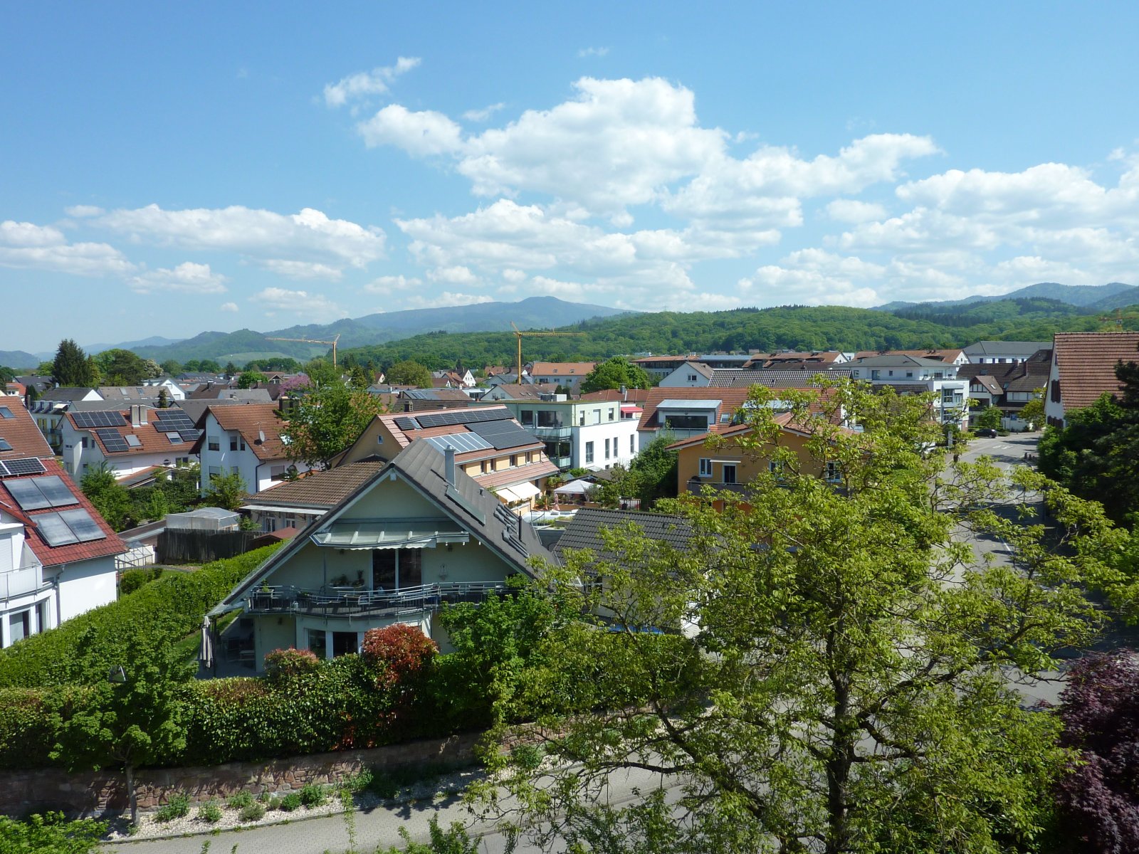 Lichtdurchflutetes Dachgeschoss mit Weitblick!