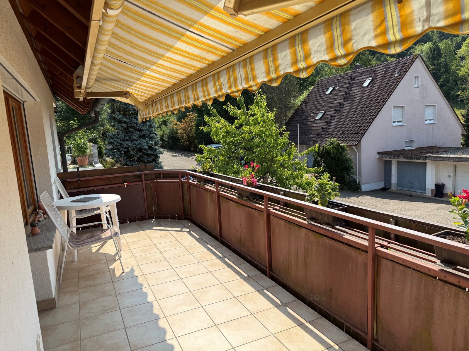 Balkon vor Wohnzimmer Balkon vor Wohnzimmer